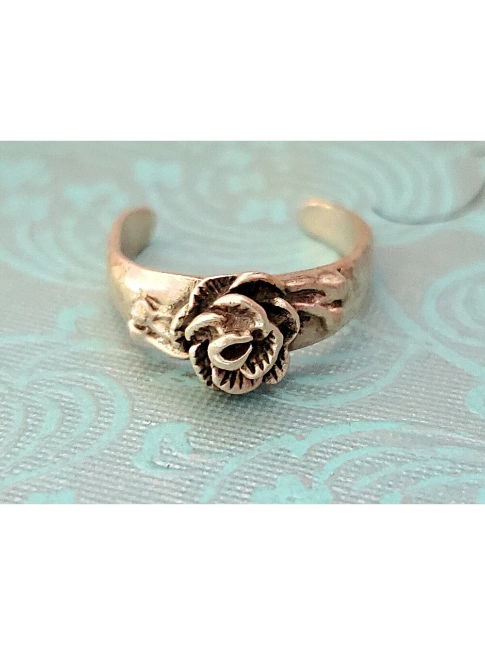 Vintage Sterling Silver Rose Toe Ring